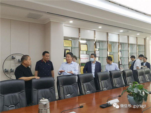 祁建邦一行赴亚太集团调研